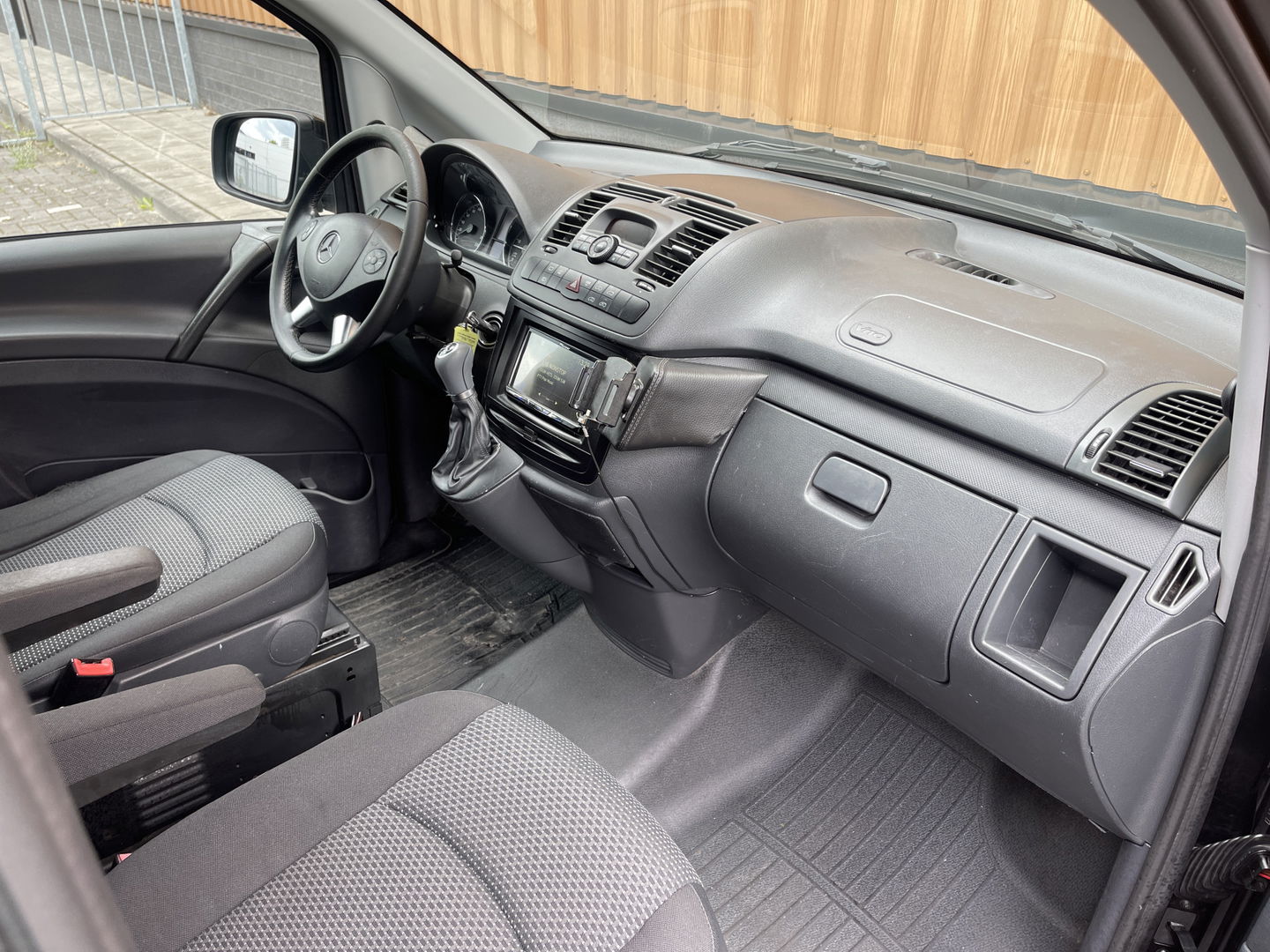 Mercedes-Benz Vito 122 CDI 320 Lang | Handel/Export | Airconditioning | Lichtmetaal 17'' | Trekhaak | Origineel Nederlands |