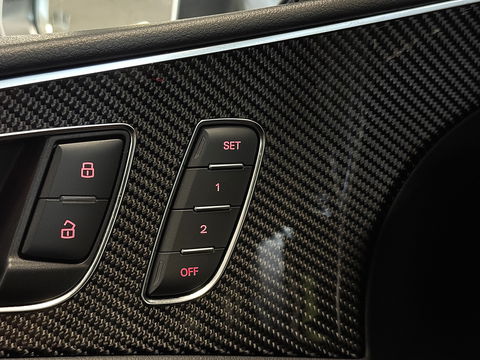 Audi RS6 4.0 TFSI Quattro Performance Pro Line Plus | 605 PK! | Keramische Remmen | Panoramadak | Leder | Apple Carplay | Android Auto | Adaptieve Cruise Control | Dodehoek Sensor | Lane Assist | Bose | 360° Graden Camera |