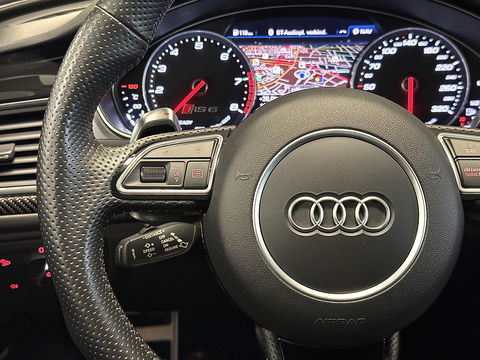 Audi RS6 4.0 TFSI Quattro Performance Pro Line Plus | 605 PK! | Keramische Remmen | Panoramadak | Leder | Apple Carplay | Android Auto | Adaptieve Cruise Control | Dodehoek Sensor | Lane Assist | Bose | 360° Graden Camera |