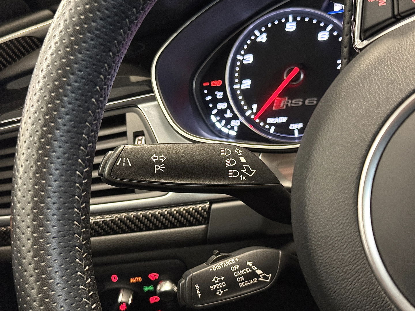 Audi RS6 4.0 TFSI Quattro Performance Pro Line Plus | 605 PK! | Keramische Remmen | Panoramadak | Leder | Apple Carplay | Android Auto | Adaptieve Cruise Control | Dodehoek Sensor | Lane Assist | Bose | 360° Graden Camera |