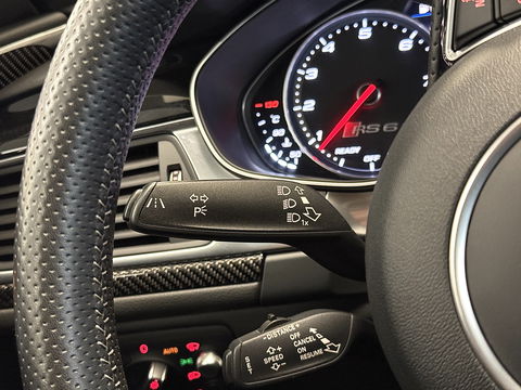 Audi RS6 4.0 TFSI Quattro Performance Pro Line Plus | 605 PK! | Keramische Remmen | Panoramadak | Leder | Apple Carplay | Android Auto | Adaptieve Cruise Control | Dodehoek Sensor | Lane Assist | Bose | 360° Graden Camera |