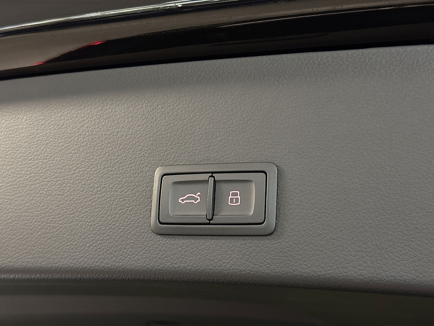 Audi RS6 4.0 TFSI Quattro Performance Pro Line Plus | 605 PK! | Keramische Remmen | Panoramadak | Leder | Apple Carplay | Android Auto | Adaptieve Cruise Control | Dodehoek Sensor | Lane Assist | Bose | 360° Graden Camera |