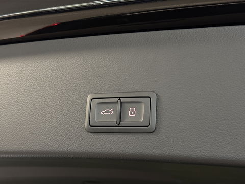 Audi RS6 4.0 TFSI Quattro Performance Pro Line Plus | 605 PK! | Keramische Remmen | Panoramadak | Leder | Apple Carplay | Android Auto | Adaptieve Cruise Control | Dodehoek Sensor | Lane Assist | Bose | 360° Graden Camera |