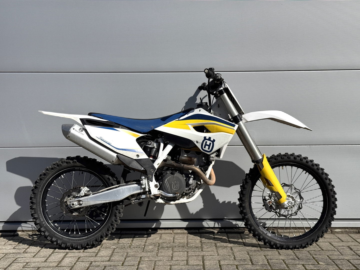 Husqvarna FE 350 | 92 uur | 4-Takt | Elektrische start | Vorkbeschermers Polisport | Crossmotor |
