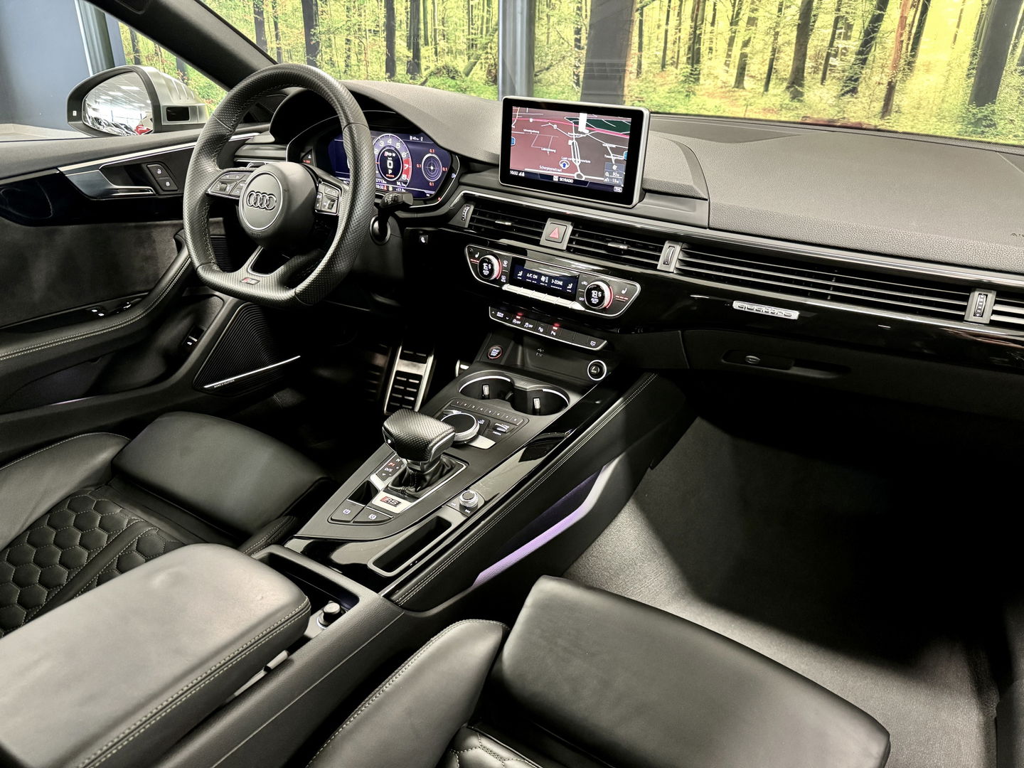 Audi A5 Coupé 2.9 TFSI RS 5 quattro Pro Line Plus | 451 PK! | Panoramadak | Bang & Olufsen | Dynamic Pakket | Head-Up Display | 360 Graden Camera | Apple Carplay | Adaptieve Cruise Control | DAB | Led Matrix |