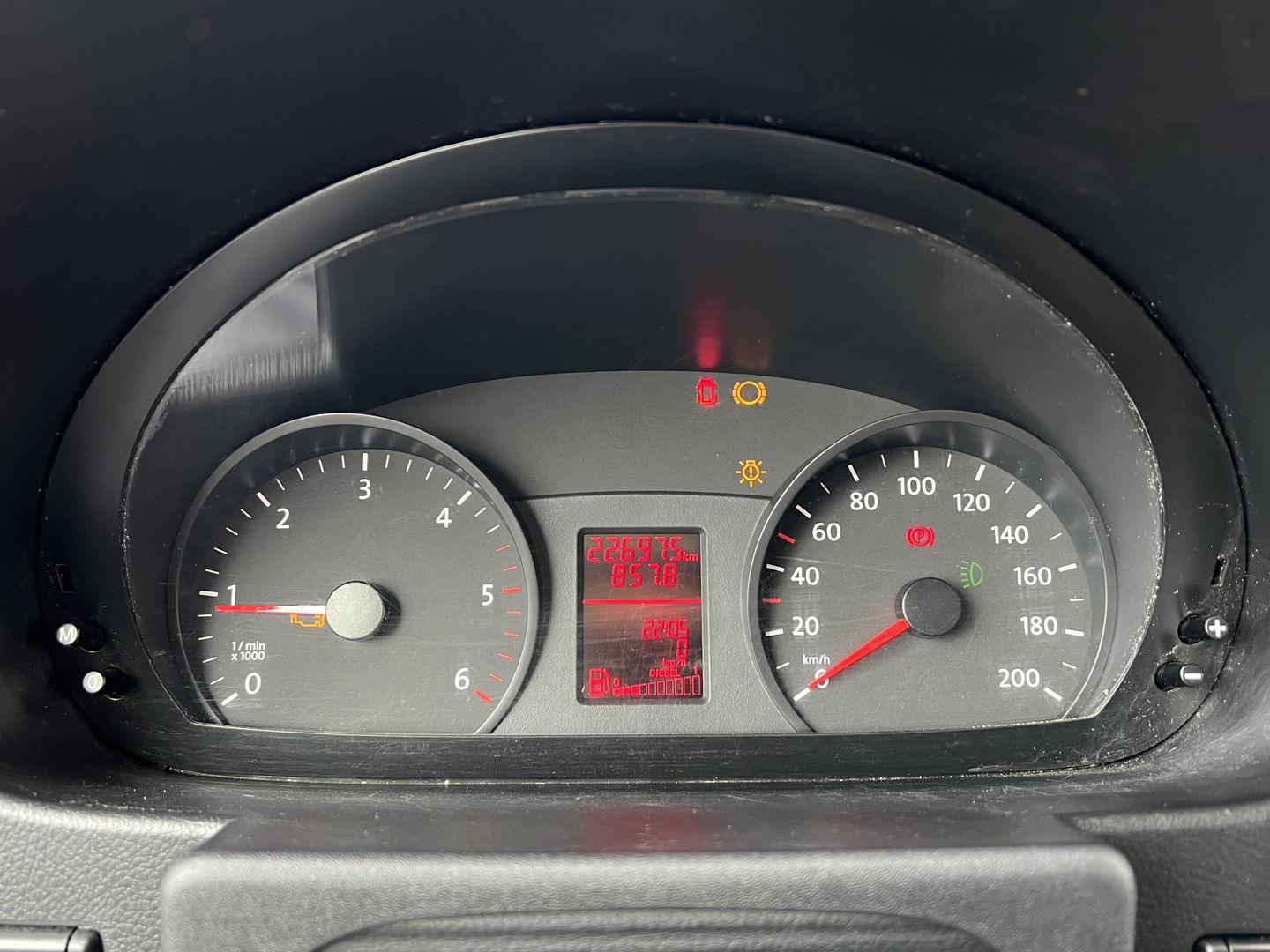 Volkswagen Crafter 50 2.0 TDI L2H1 | Airconditioning | Radio / CD Speler | 6- versnelling | Pick up | BTW vrij | 3 zits | Dubbel Lucht |