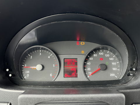 Volkswagen Crafter 50 2.0 TDI L2H1 | Airconditioning | Radio / CD Speler | 6- versnelling | Pick up | BTW vrij | 3 zits | Dubbel Lucht |