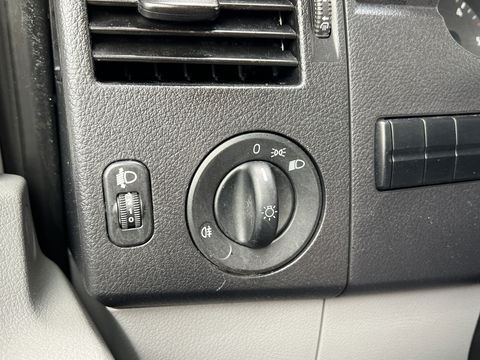 Volkswagen Crafter 50 2.0 TDI L2H1 | Airconditioning | Radio / CD Speler | 6- versnelling | Pick up | BTW vrij | 3 zits | Dubbel Lucht |