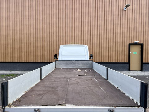 Volkswagen Crafter 50 2.0 TDI L2H1 | Airconditioning | Radio / CD Speler | 6- versnelling | Pick up | BTW vrij | 3 zits | Dubbel Lucht |