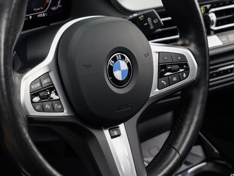 BMW 1-serie 120i M Sport Comfort Pro Pack Innovation | Pano Keyless Harman Kardon Head-Up