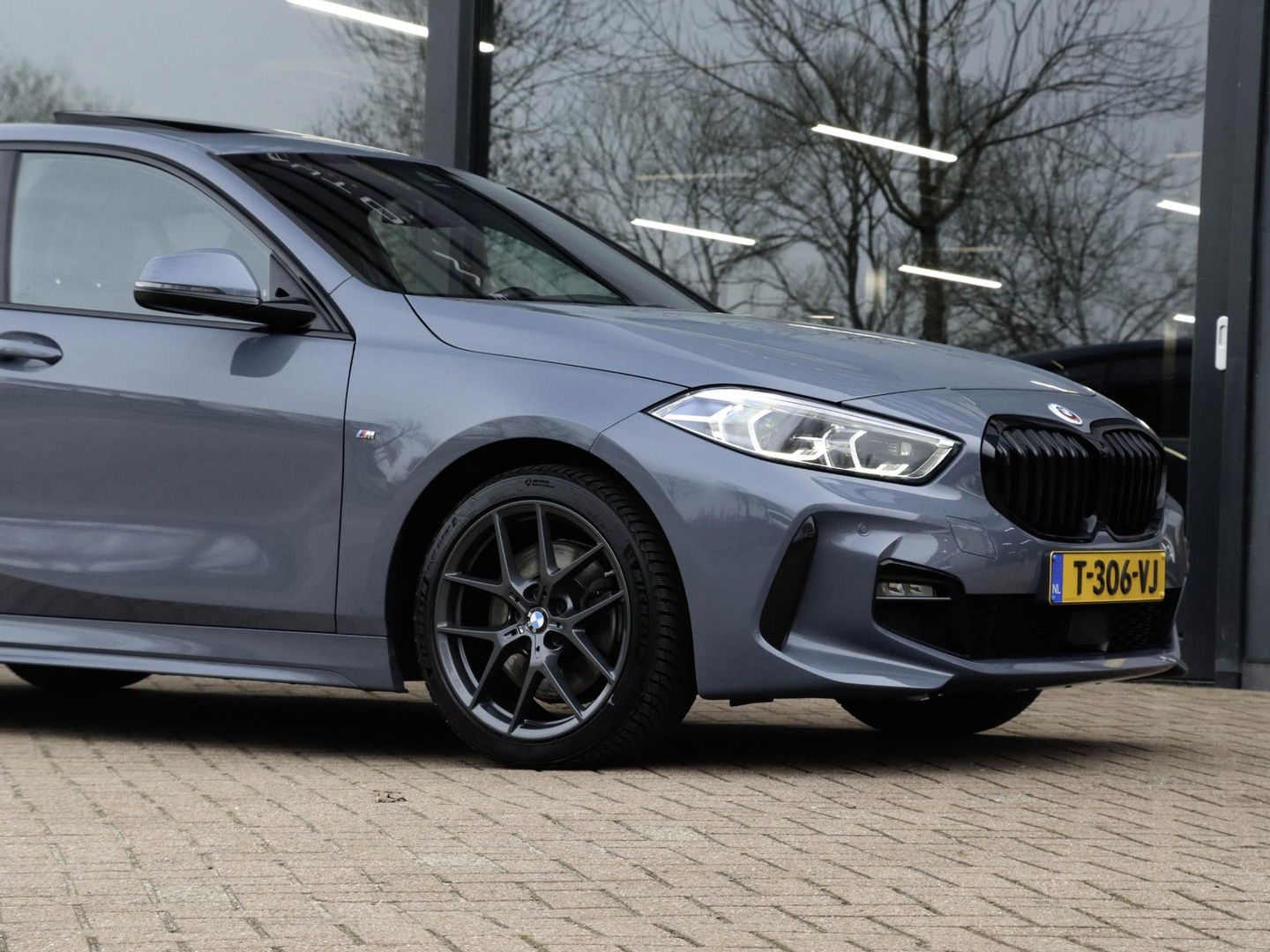 BMW 1-serie 120i M Sport Comfort Pro Pack Innovation | Pano Keyless Harman Kardon Head-Up