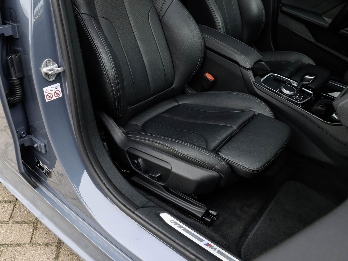 BMW 1-serie 120i M Sport Comfort Pro Pack Innovation | Pano Keyless Harman Kardon Head-Up