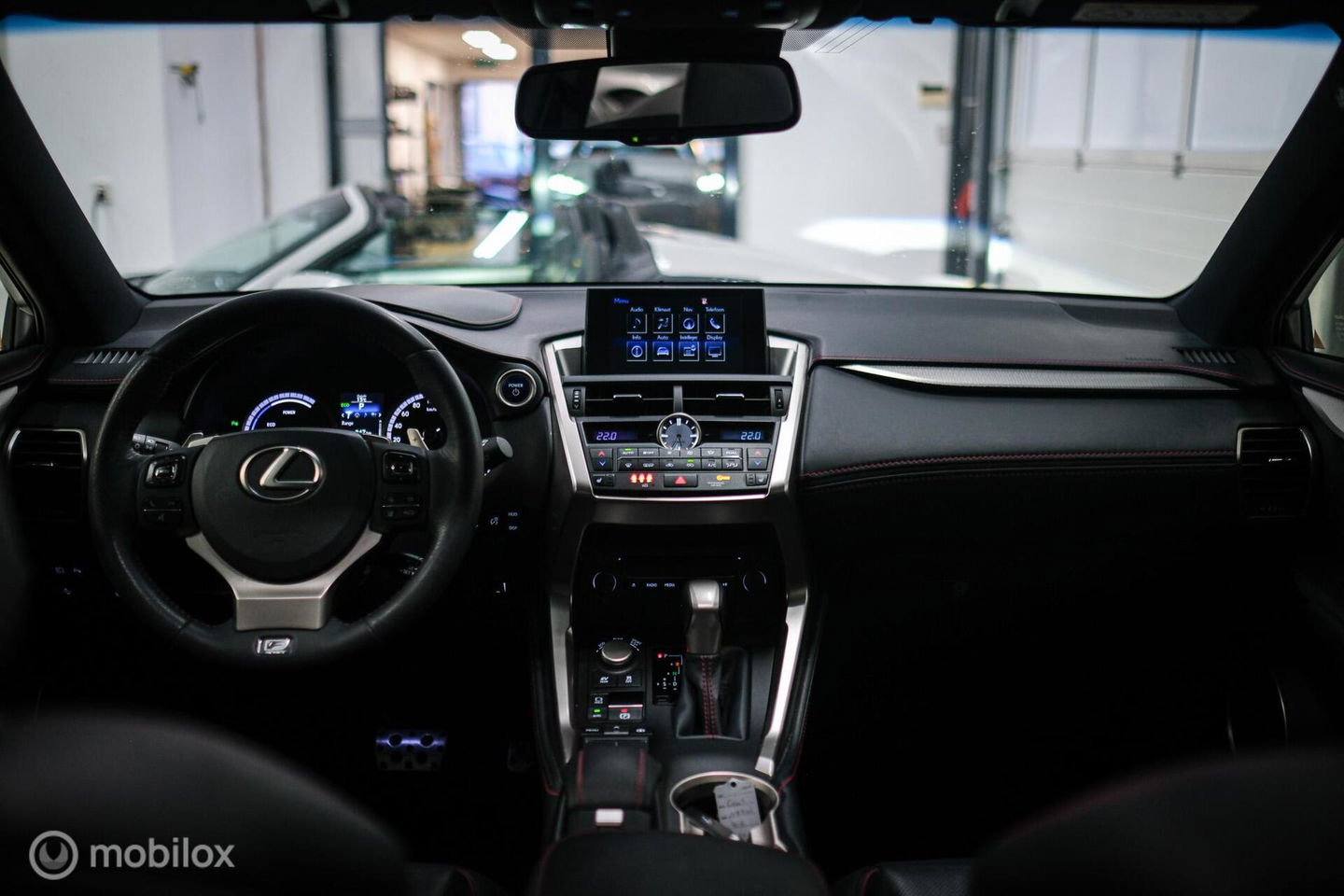 Lexus NX 300h AWD F Sport Line | Dealer onderhouden | Schuifdak | Winterpakket | Parelmoer | LED | Leder | HUD |