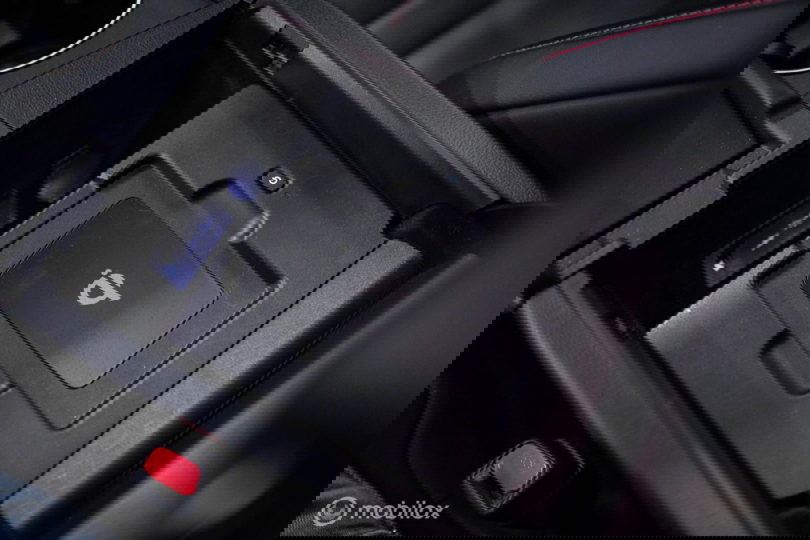 Lexus NX 300h AWD F Sport Line | Dealer onderhouden | Schuifdak | Winterpakket | Parelmoer | LED | Leder | HUD |