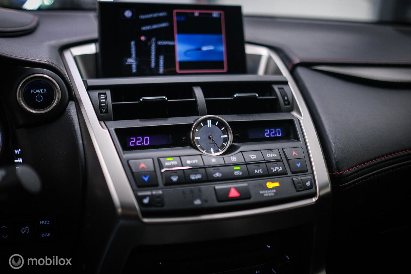 Lexus NX 300h AWD F Sport Line | Dealer onderhouden | Schuifdak | Winterpakket | Parelmoer | LED | Leder | HUD |