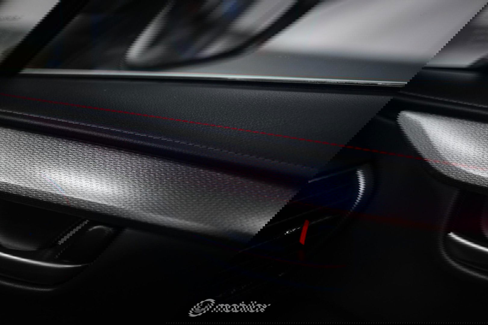 Lexus NX 300h AWD F Sport Line | Dealer onderhouden | Schuifdak | Winterpakket | Parelmoer | LED | Leder | HUD |