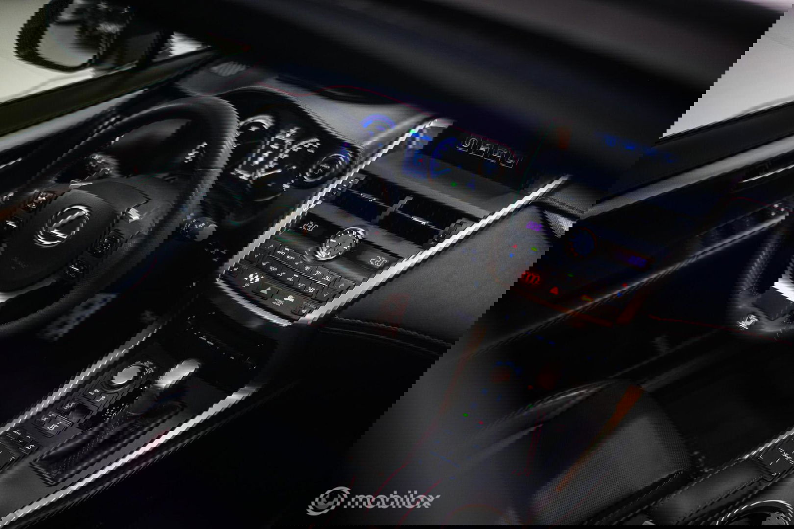 Lexus NX 300h AWD F Sport Line | Dealer onderhouden | Schuifdak | Winterpakket | Parelmoer | LED | Leder | HUD |