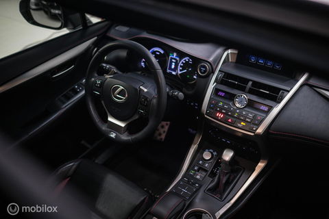 Lexus NX 300h AWD F Sport Line | Dealer onderhouden | Schuifdak | Winterpakket | Parelmoer | LED | Leder | HUD |