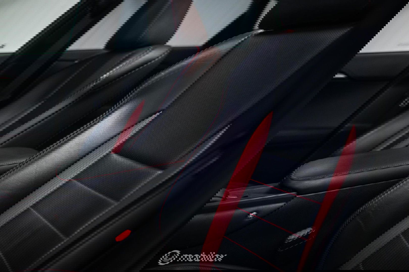 Lexus NX 300h AWD F Sport Line | Dealer onderhouden | Schuifdak | Winterpakket | Parelmoer | LED | Leder | HUD |