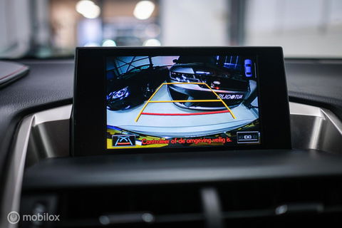 Lexus NX 300h AWD F Sport Line | Dealer onderhouden | Schuifdak | Winterpakket | Parelmoer | LED | Leder | HUD |