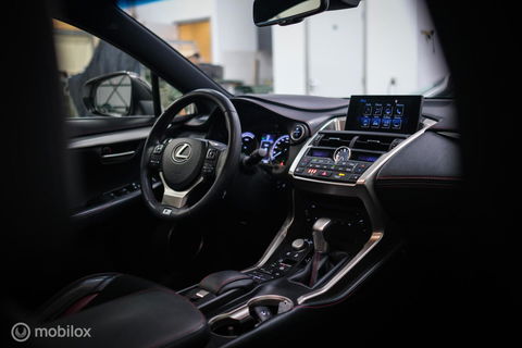 Lexus NX 300h AWD F Sport Line | Dealer onderhouden | Schuifdak | Winterpakket | Parelmoer | LED | Leder | HUD |