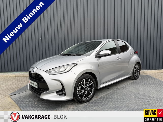 Toyota Yaris - 1.5 Hybrid Dynamic | 8.250 km | PDC V+A | Dodehoek detectie | Rijklaar!!!