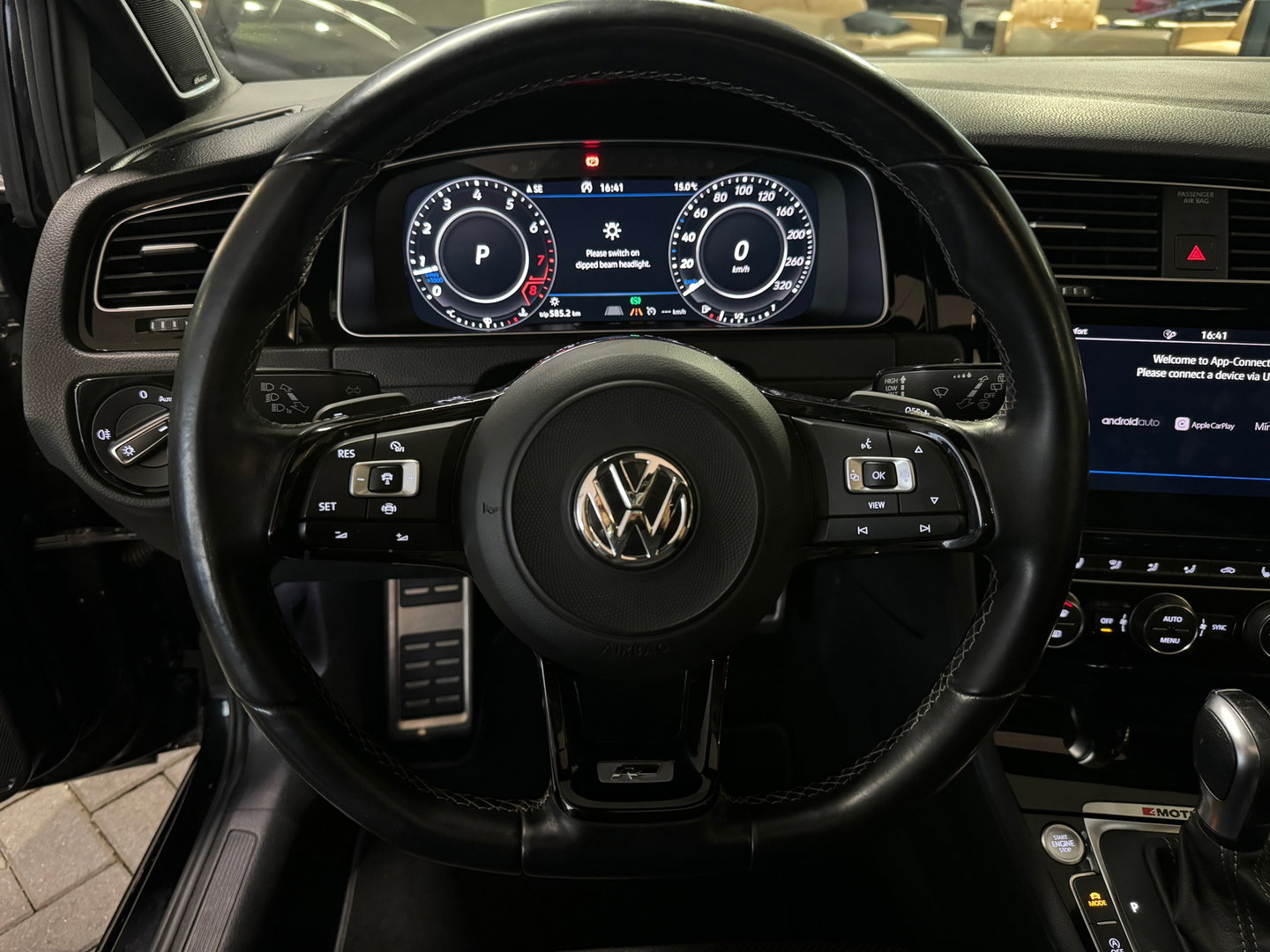 Volkswagen Golf 2.0 TSI 4Motion R Pano|Dynaudio|Sfeer|Keyless