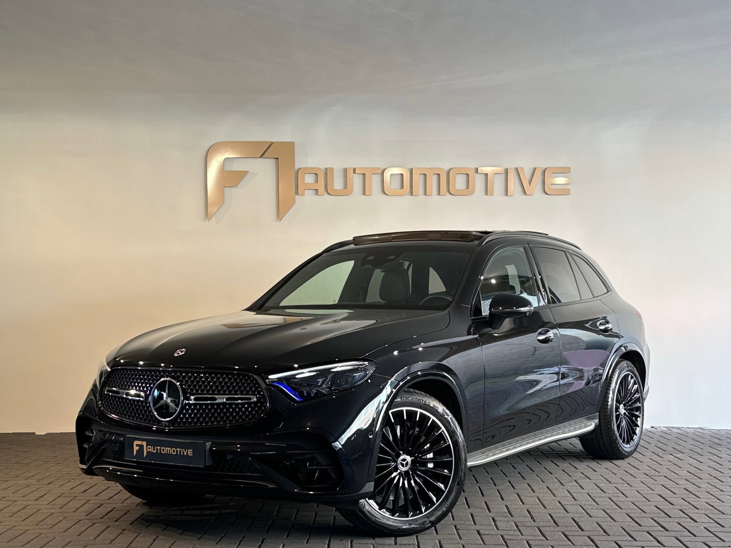 Mercedes-Benz GLC 300 4MATIC AMG Pano |Memory|Burmester
