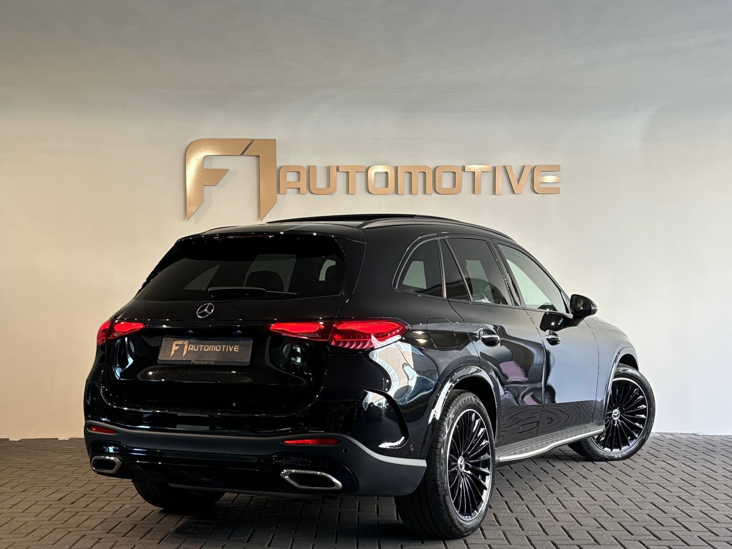 Mercedes-Benz GLC 300 4MATIC AMG Pano |Memory|Burmester