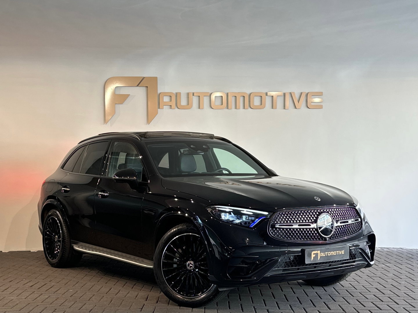 Mercedes-Benz GLC 300 4MATIC AMG Pano |Memory|Burmester
