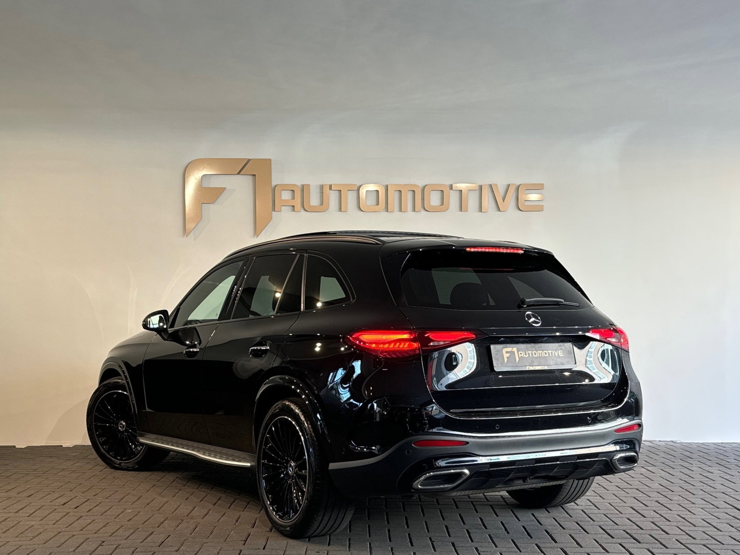 Mercedes-Benz GLC 300 4MATIC AMG Pano |Memory|Burmester