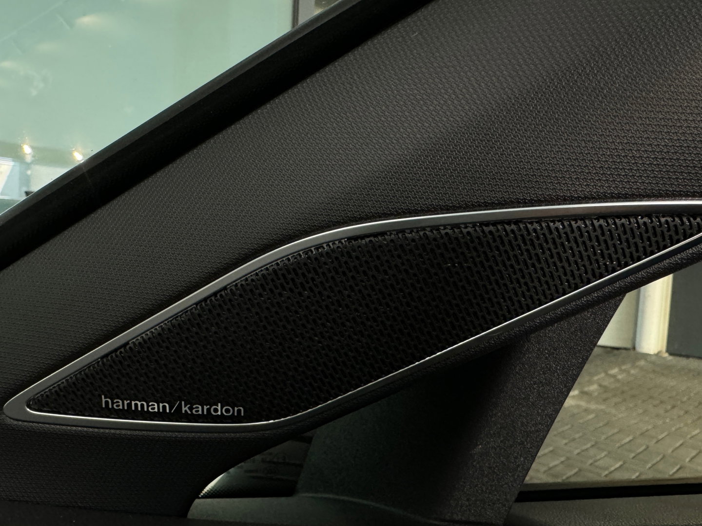 Volkswagen Golf 2.0 TSI R 4M Performance Pano|HuD|H/K|Akrapovic