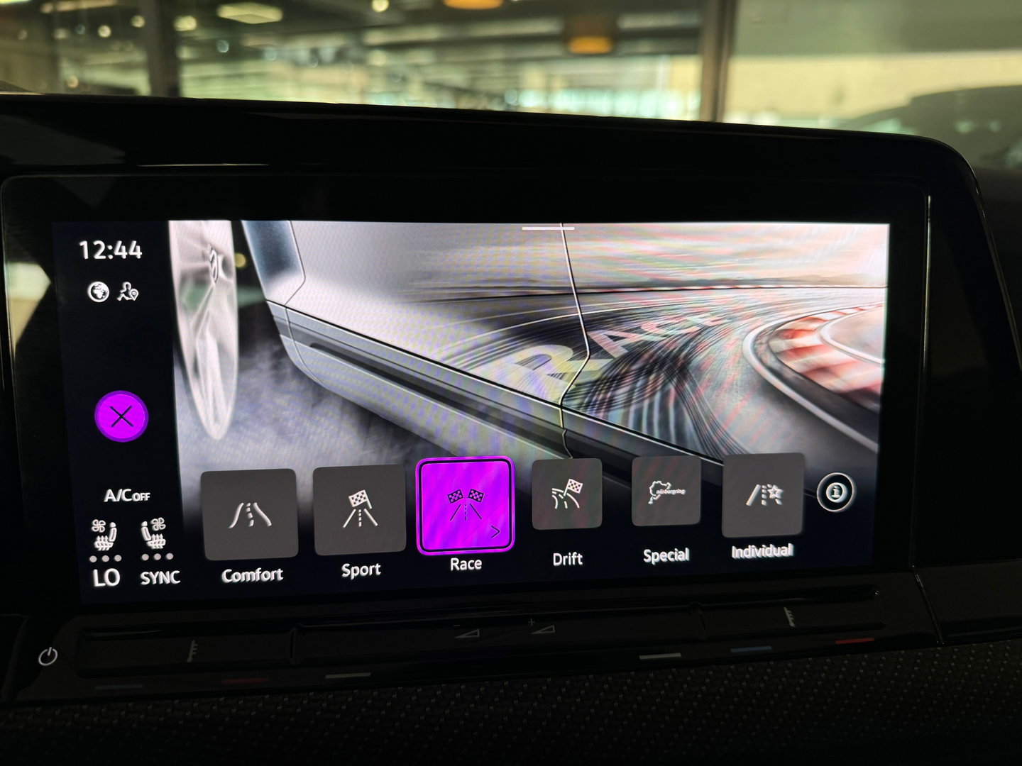 Volkswagen Golf 2.0 TSI R 4M Performance Pano|HuD|H/K|Akrapovic