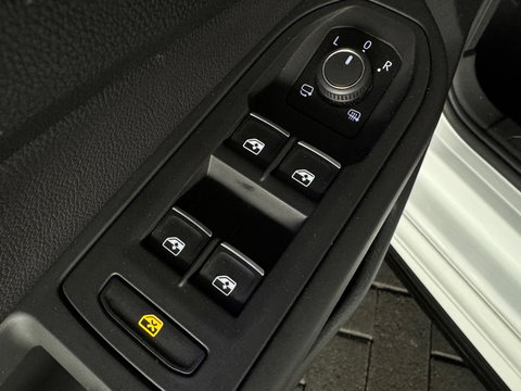 Volkswagen Golf 2.0 TSI R 4M Performance Pano|HuD|H/K|Akrapovic