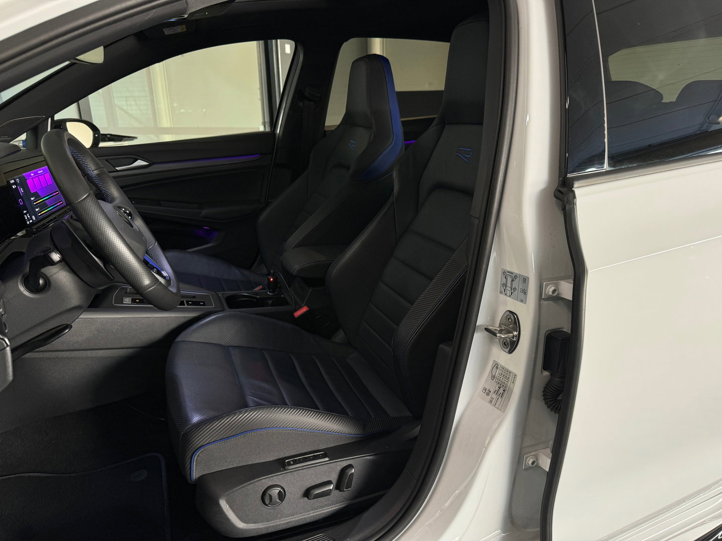 Volkswagen Golf 2.0 TSI R 4M Performance Pano|HuD|H/K|Akrapovic