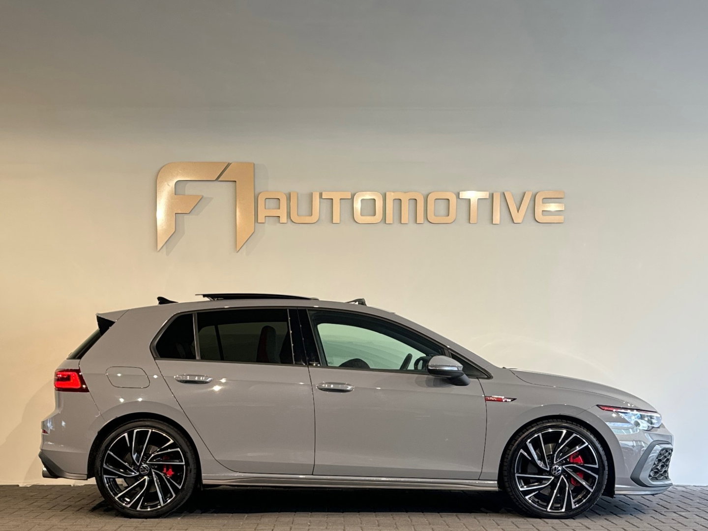 Volkswagen Golf 2.0 TSI GTI Pano|H/K|IQ|Sfeer|Memory|CarPlay