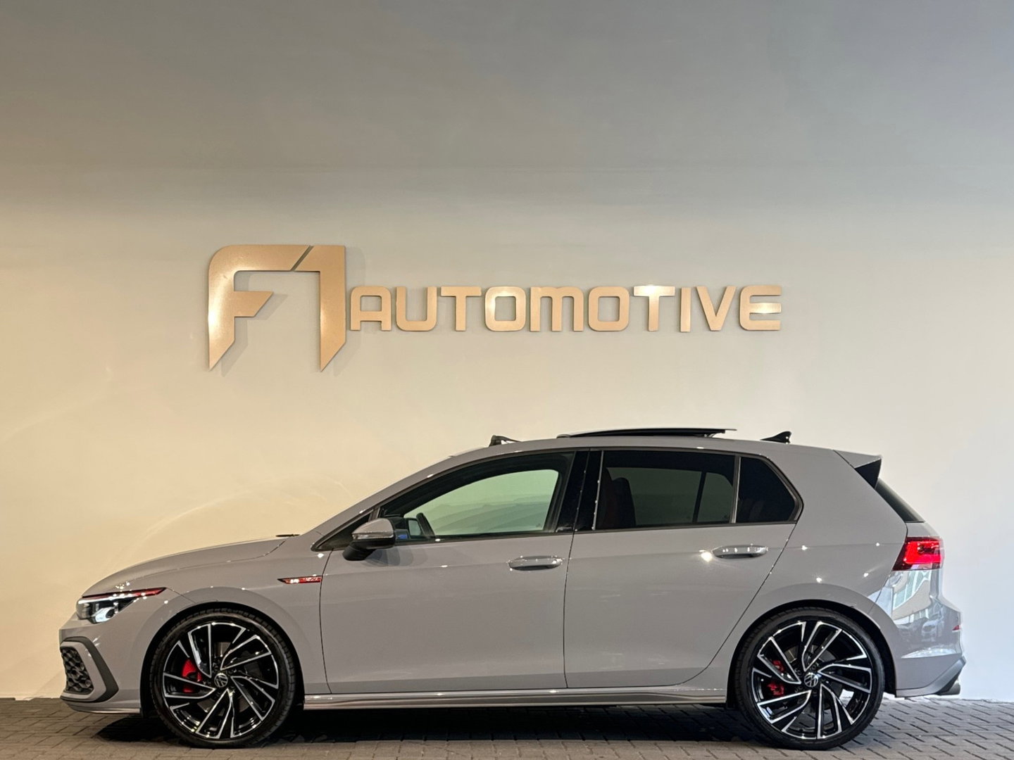 Volkswagen Golf 2.0 TSI GTI Pano|H/K|IQ|Sfeer|Memory|CarPlay