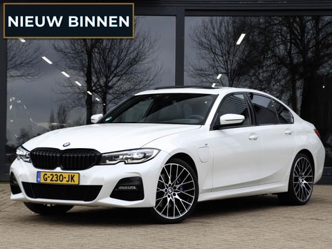 BMW 3-serie 330e eDrive Edition 292PK M Sport | Schuifdak | Camera