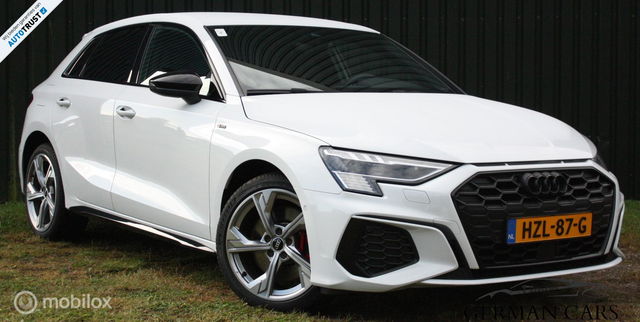 Audi A3 - Sportback 45 TFSI e S edition Competition RS Stoelen