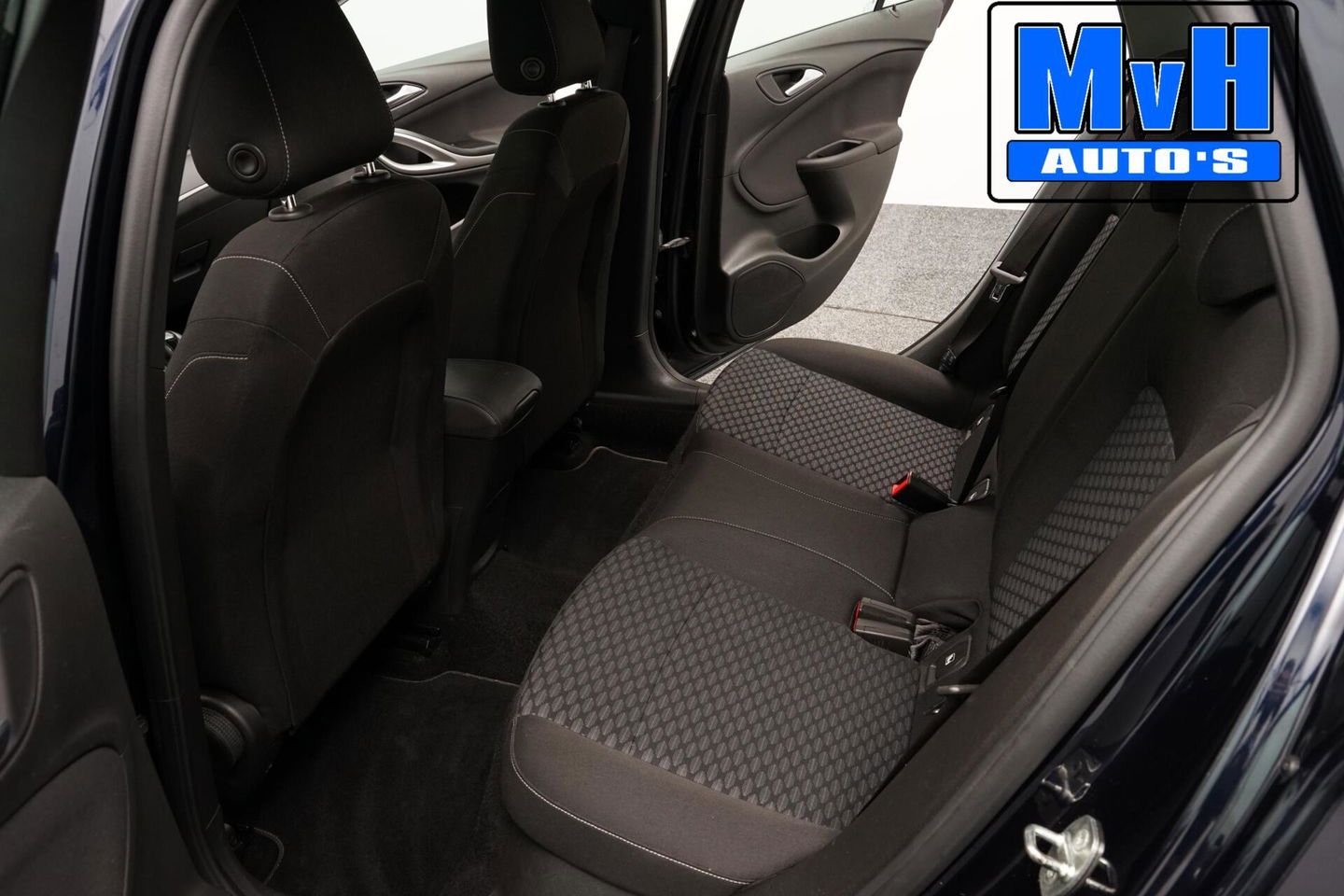 Opel Astra Sports Tourer 1.0 Online Edition|TREKH|CARPLAY|NAP