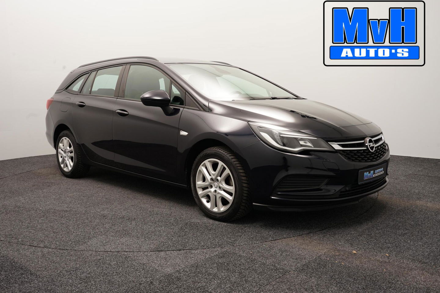 Opel Astra Sports Tourer 1.0 Online Edition|TREKH|CARPLAY|NAP