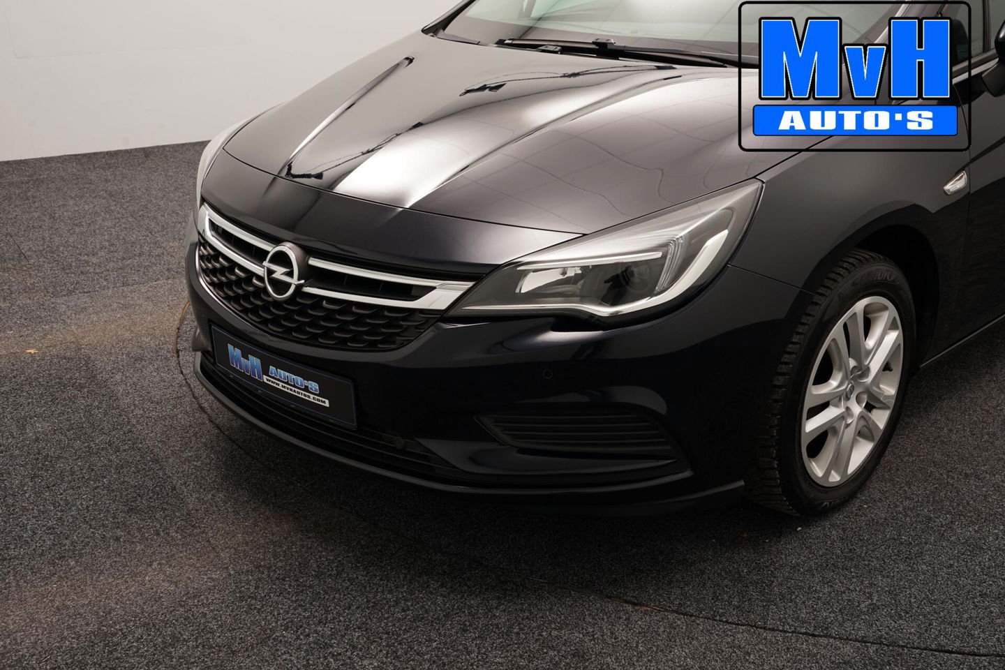 Opel Astra Sports Tourer 1.0 Online Edition|TREKH|CARPLAY|NAP