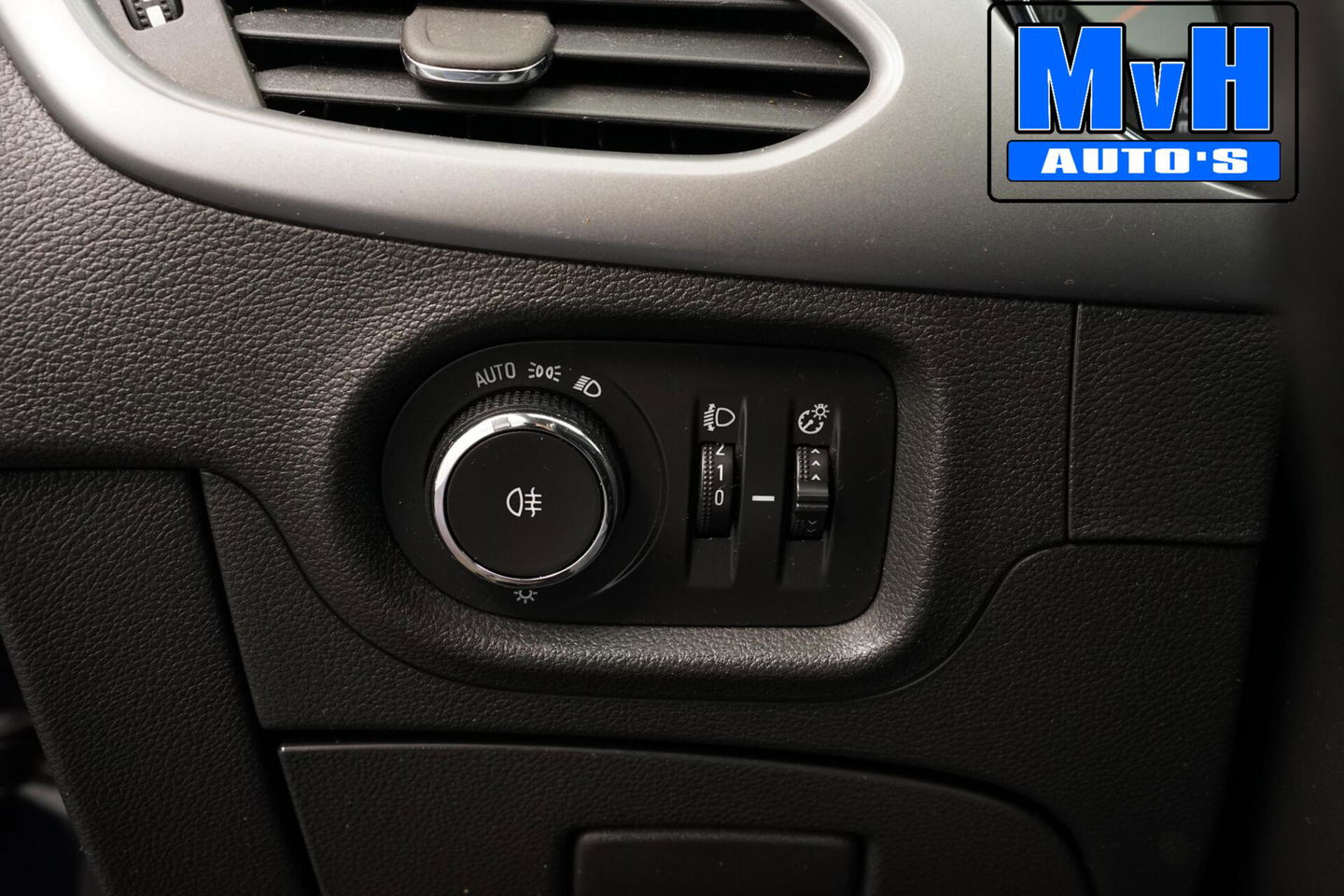 Opel Astra Sports Tourer 1.0 Online Edition|TREKH|CARPLAY|NAP