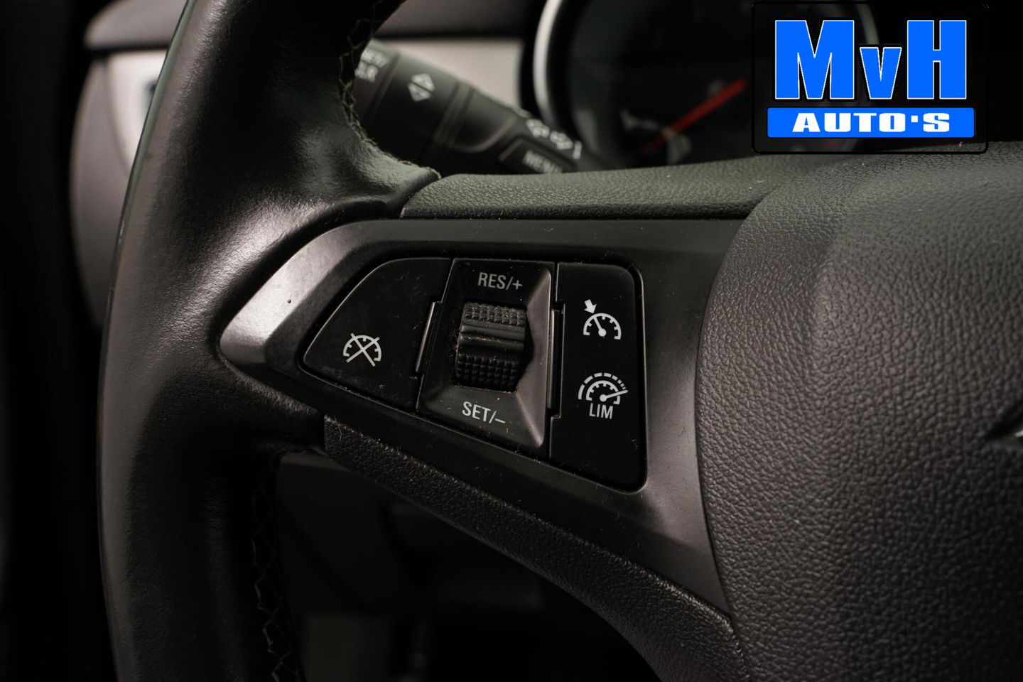 Opel Astra Sports Tourer 1.0 Online Edition|TREKH|CARPLAY|NAP