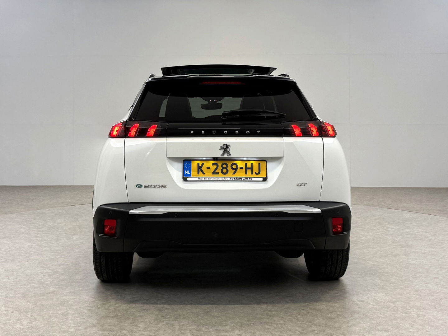 Peugeot e-2008 EV GT-Line 50 kWh | SOH 91% | Pano | Virtual | Adap.Cruise | Clima | Carplay | Camera | Stoelverw. | Keyless