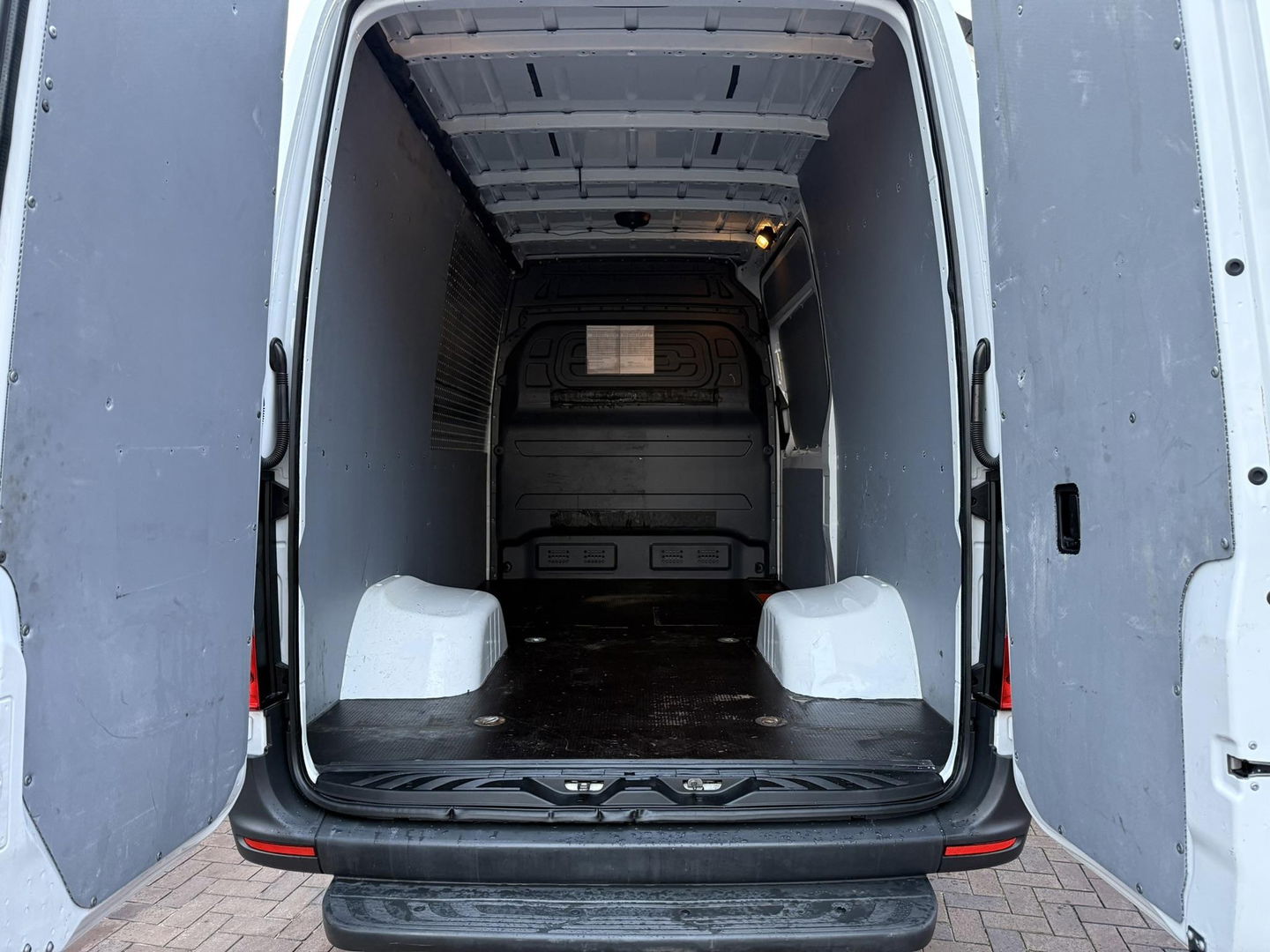Mercedes-Benz Sprinter 516 dubbellucht L2H2 topstaat