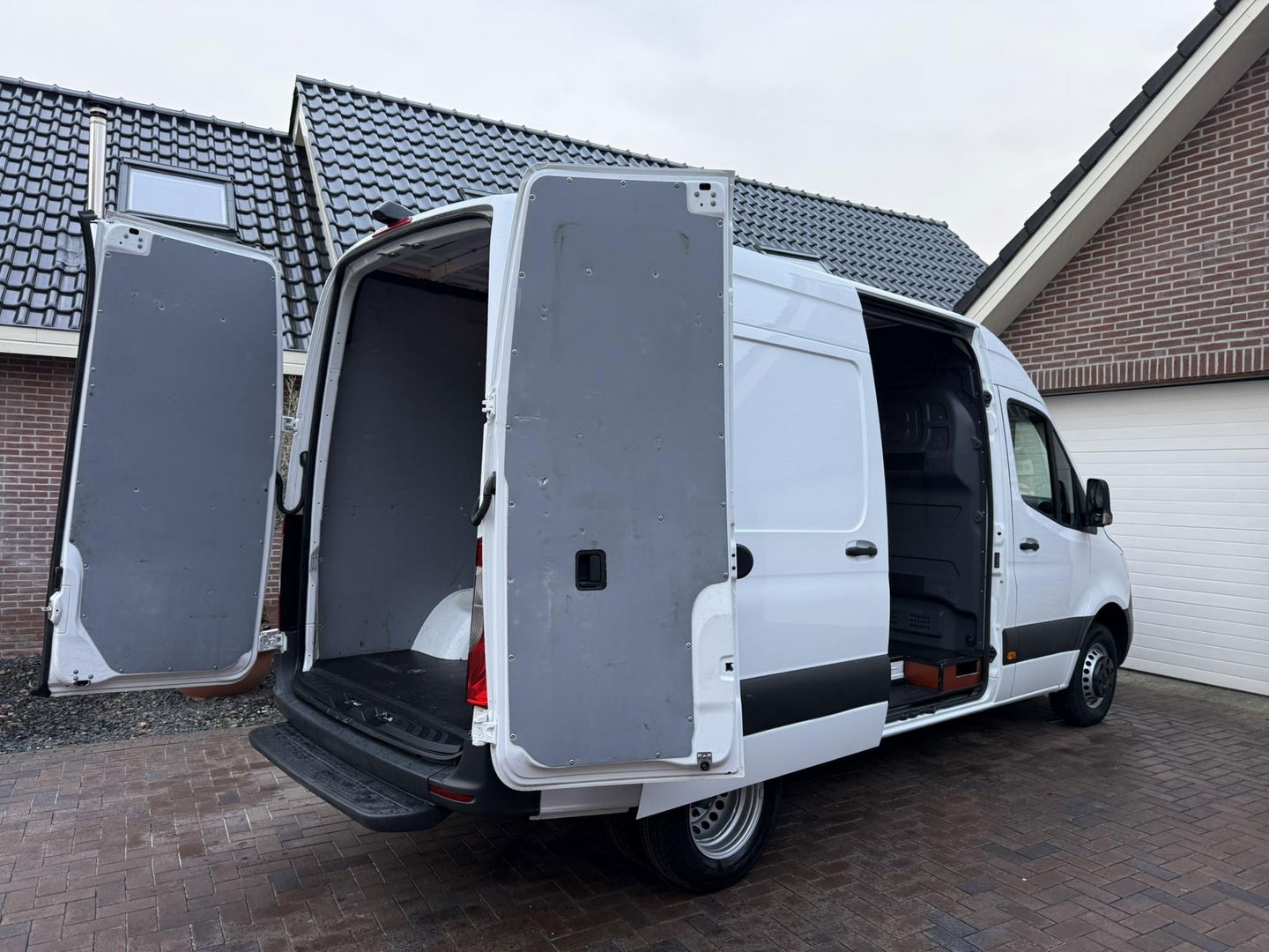 Mercedes-Benz Sprinter 516 dubbellucht L2H2 topstaat