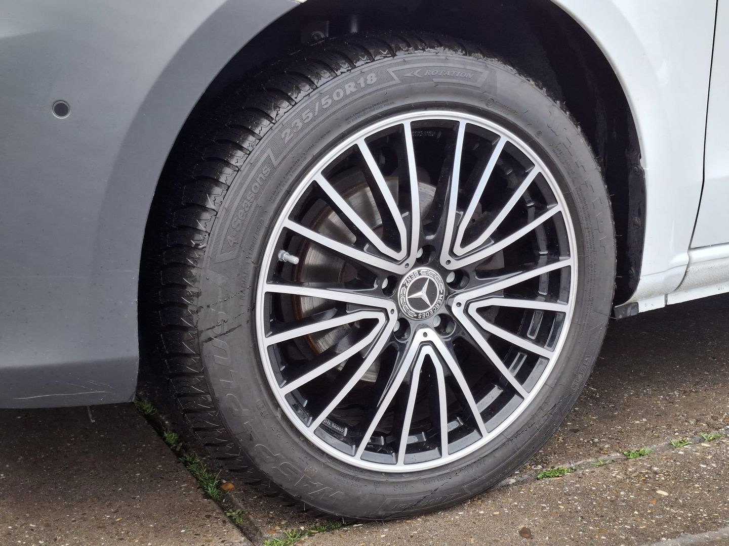 Mercedes-Benz Vito 114 CDI Lang AUTOMAAT / CRUISE CONTROLE / TREKHAAK / CAMERA / NAVI