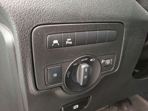 Mercedes-Benz Vito 114 CDI Lang AUTOMAAT / CRUISE CONTROLE / TREKHAAK / CAMERA / NAVI