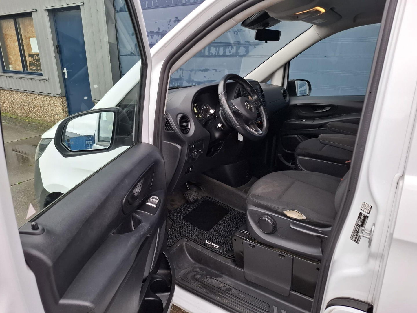 Mercedes-Benz Vito 114 CDI Lang AUTOMAAT / CRUISE CONTROLE / TREKHAAK / CAMERA / NAVI